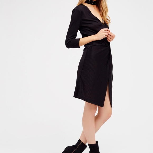 NWT Free People Irene Twist Knit Dress in Black - Picture 2 of 8